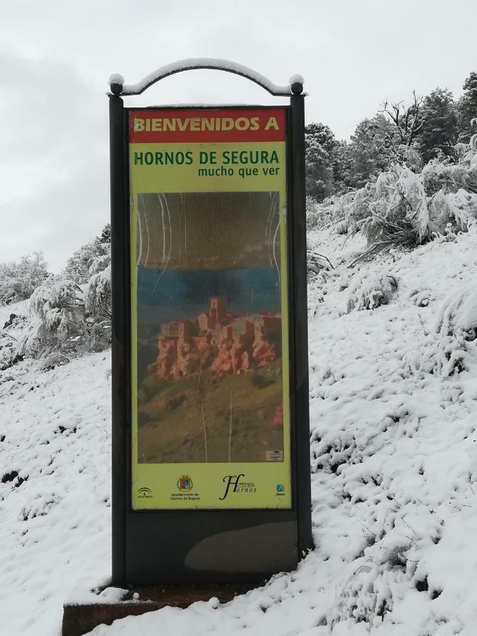 Hostal El Mirador Hornos Esterno foto